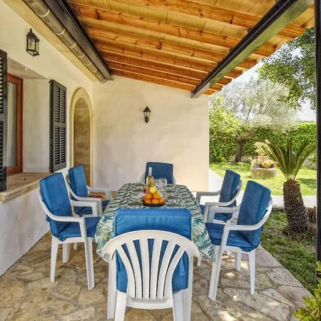 Dom wakacyjny Tabou By Interhome Selva (Mallorca)